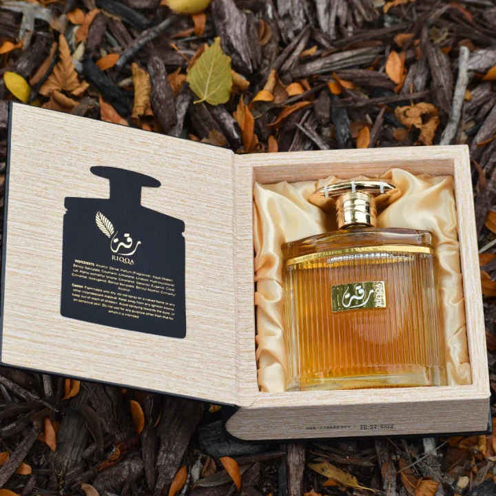 Ard_Al_Zaafaran_Parfum_Riqqa_Eau_de_Perfume_100ml_2.webp